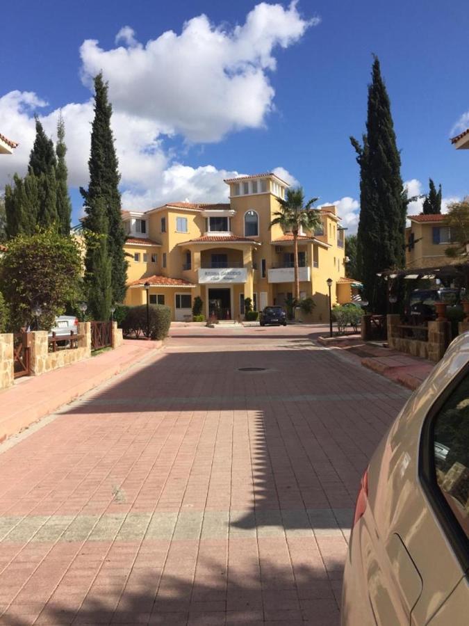 Beautiful Regina Gardens Daire Pafos Dış mekan fotoğraf