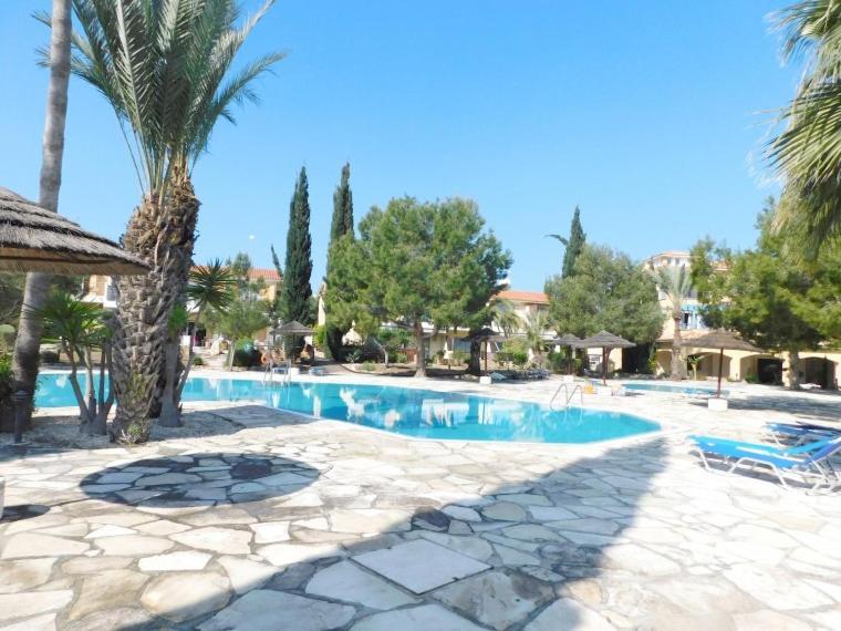 Beautiful Regina Gardens Daire Pafos Dış mekan fotoğraf